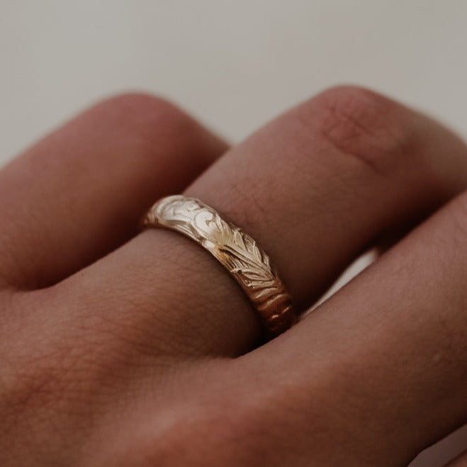 Florence Ring Band - Floral Texture