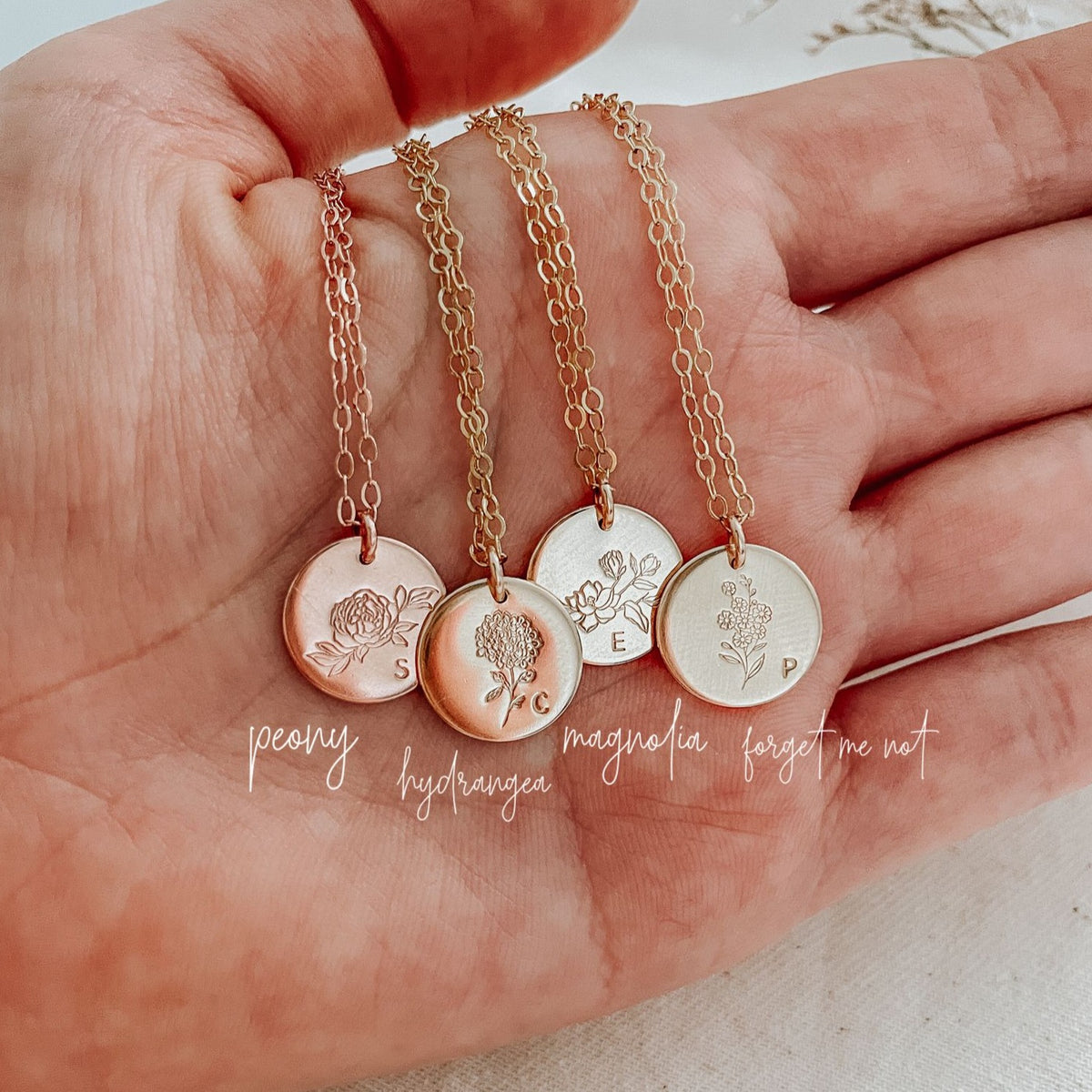 Magnolia Flower Disc Necklace - Midi Disc