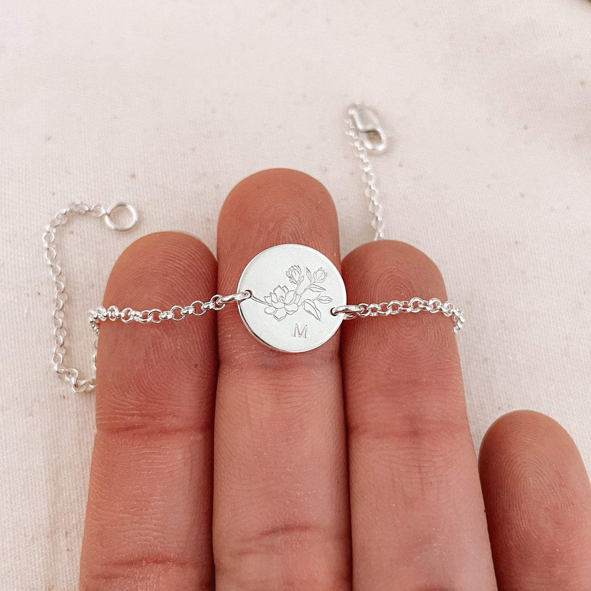 Magnolia Flower Disc Bracelet - Single Midi Disc