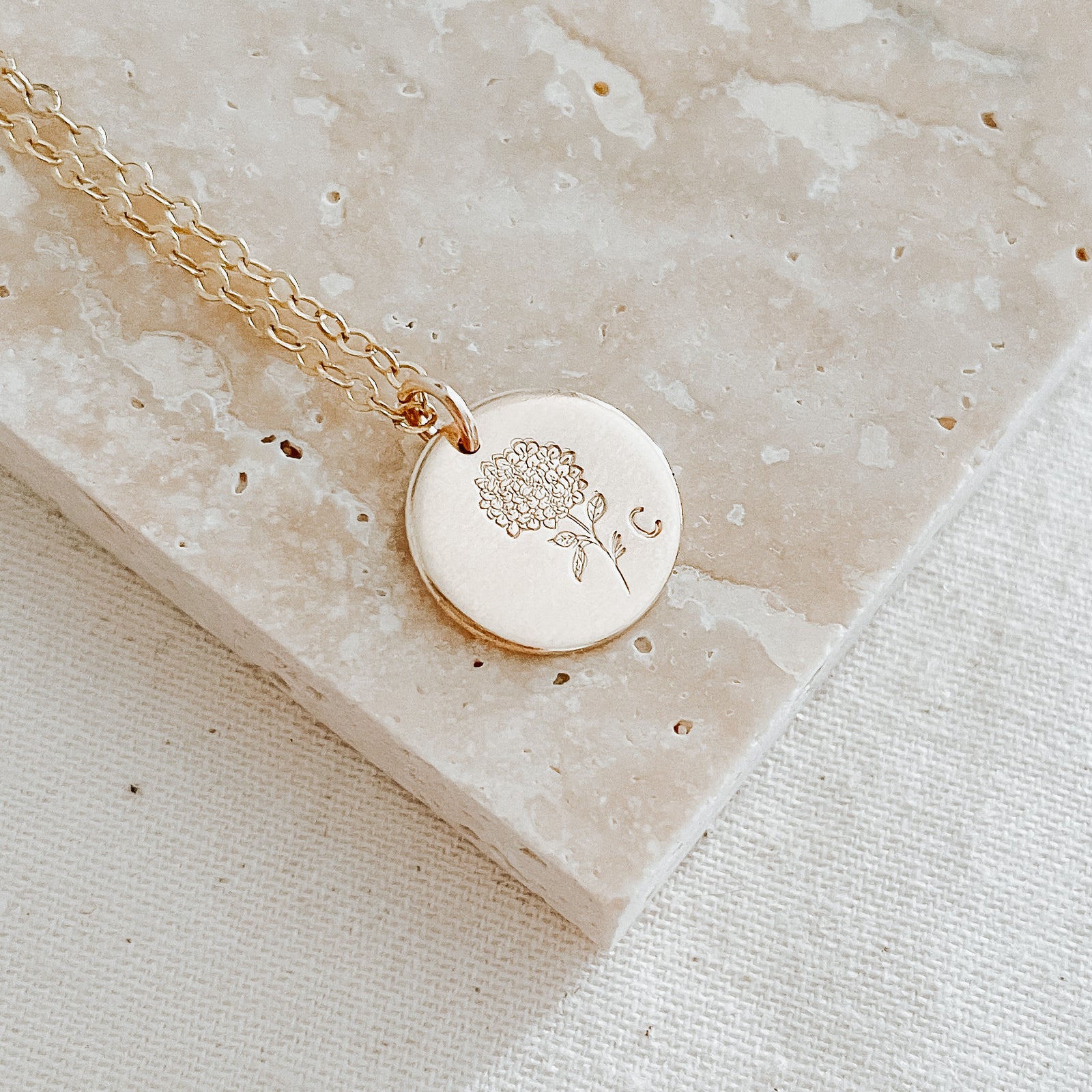 Hydrangea Flower Disc Necklace - Midi Disc