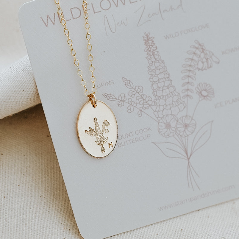 New Zealand Wildflowers Bouquet Necklace - Oval Disc