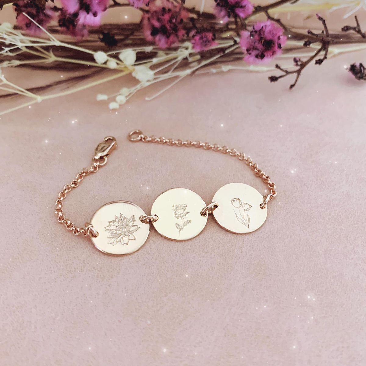 Birth Flowers Bracelet - Triple Midi Round Disc