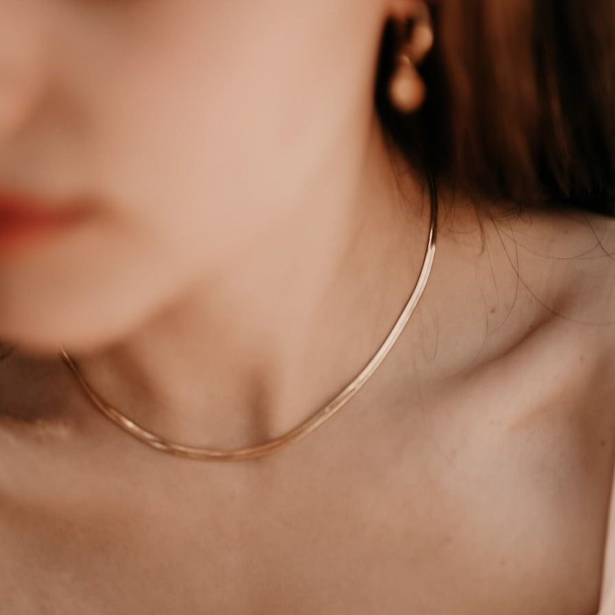 Nova - Herringbone Choker Necklace