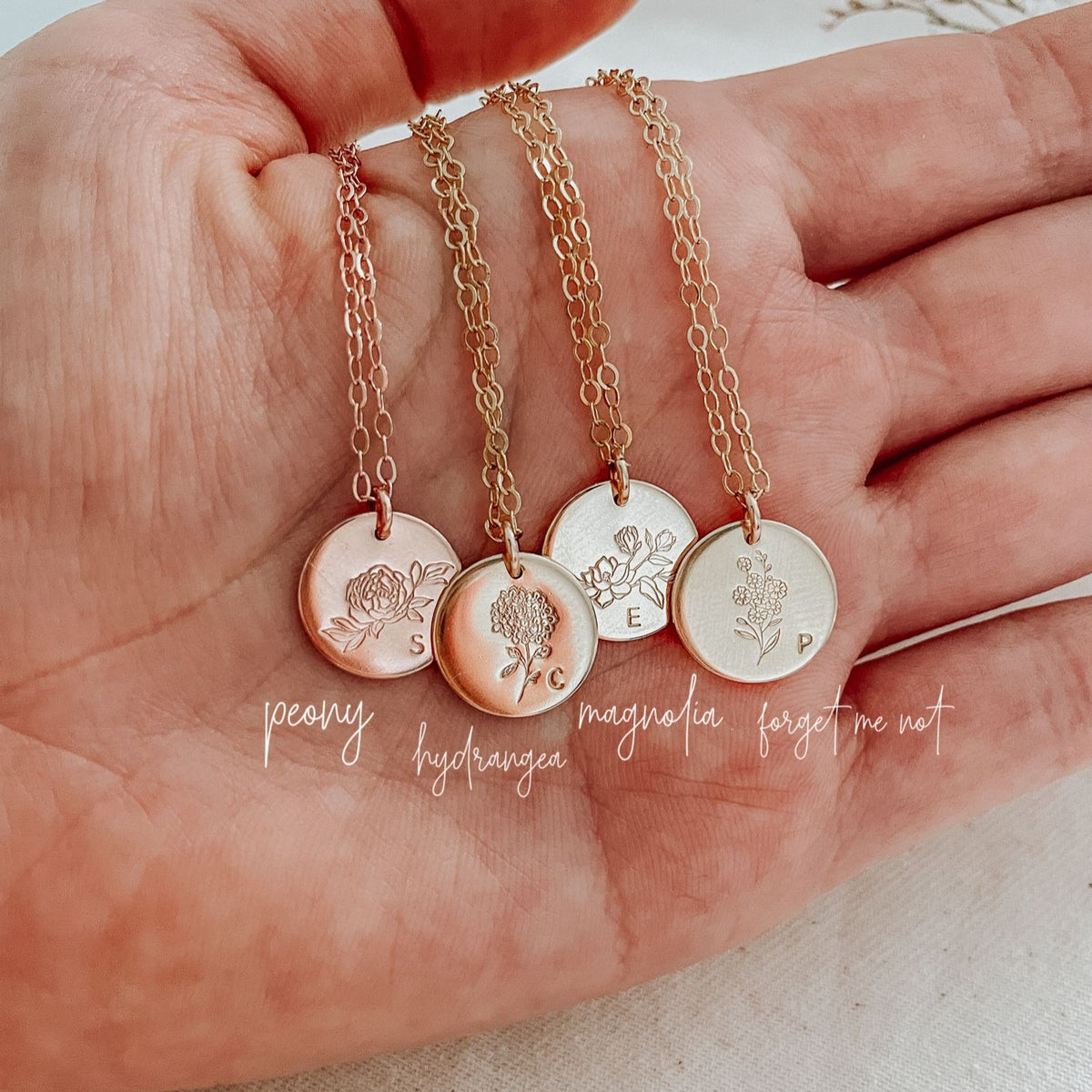 Peony Flower Disc Necklace - Midi Disc